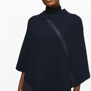 Lululemon Athletica On the Go Poncho (Black)